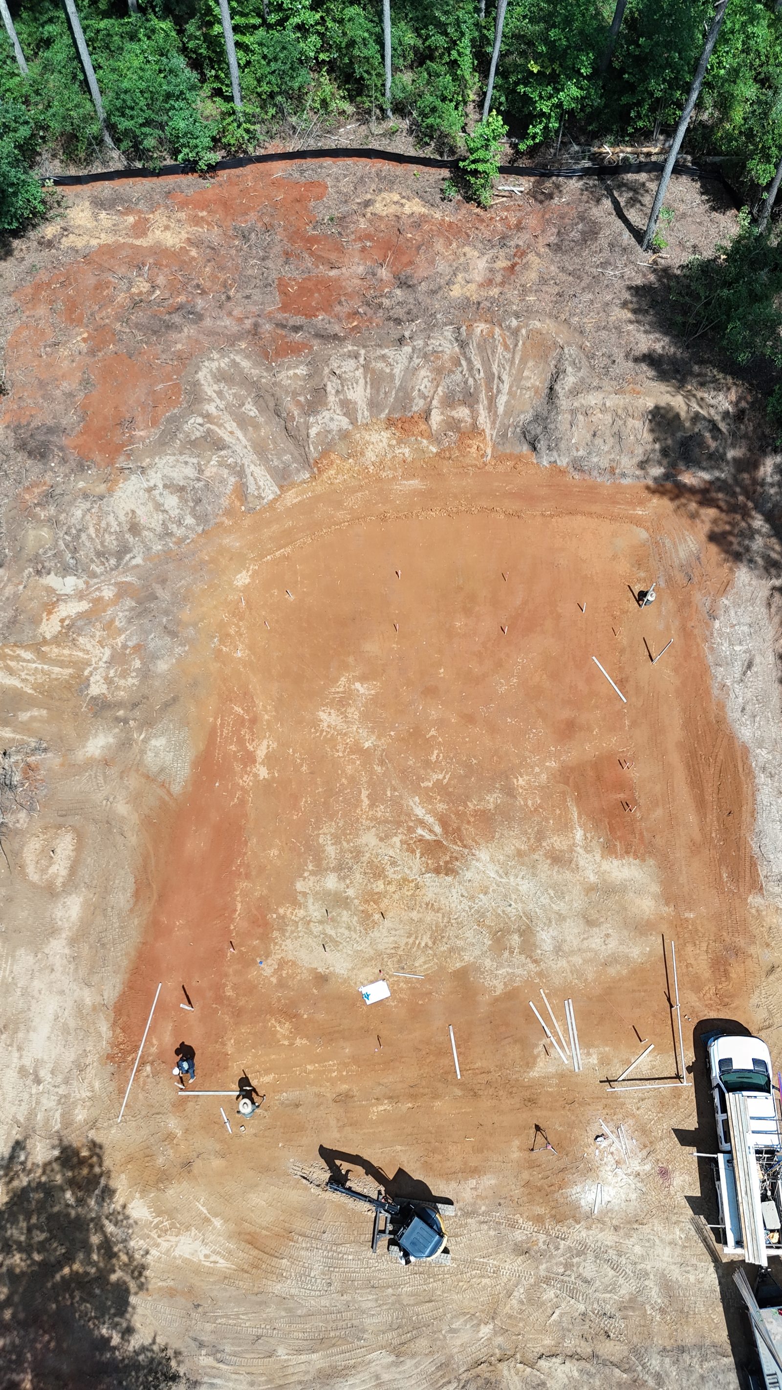 Excavación y cimientos iniciales de la casa de Harbor Point